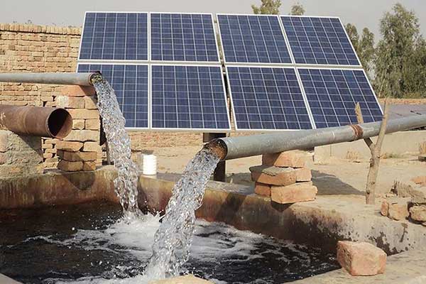 Benefits of Using Solar Water Pumps for Irrigation