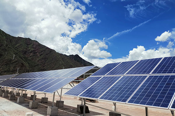 The Average Lifespan of Solar Panels